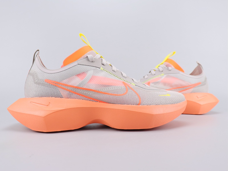 2020 Nike VisTa Lite Se Su 20 Grey Orange Running Shoes
